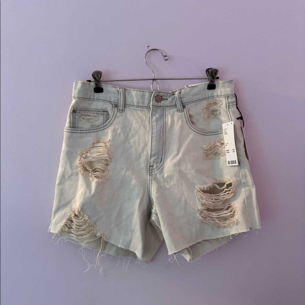 BDG Dropped Waist Destroy Short
